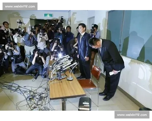 柔道赛场判罚风波持续发酵冠军质疑规则引发全球观众热烈讨论争议 柔道赛场判罚风波持续发酵冠军质疑规则引发全球观众热烈讨论争议
